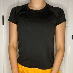 Size 6 waist length lululemon swiftly tech